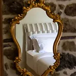 Kanalia Hotel *