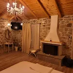 Kanalia Hotel *