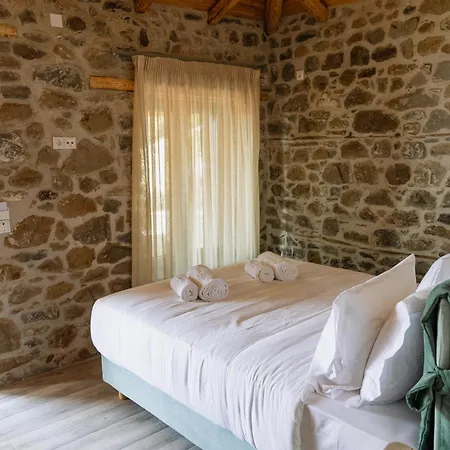 Kanalia Hotel *