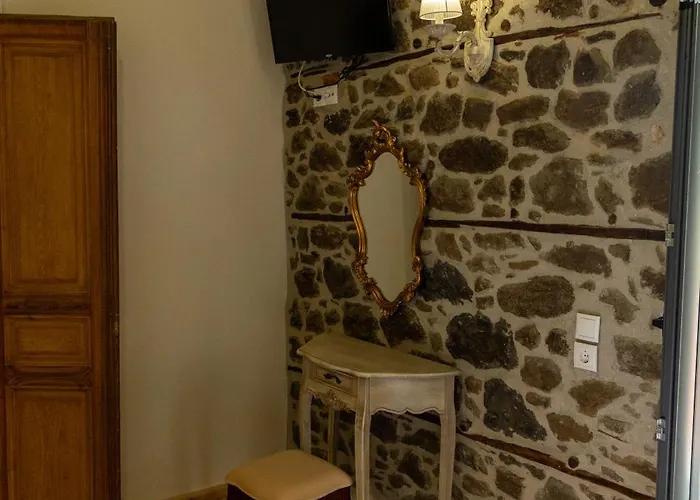 Ξενοδοχείο Kanalia *